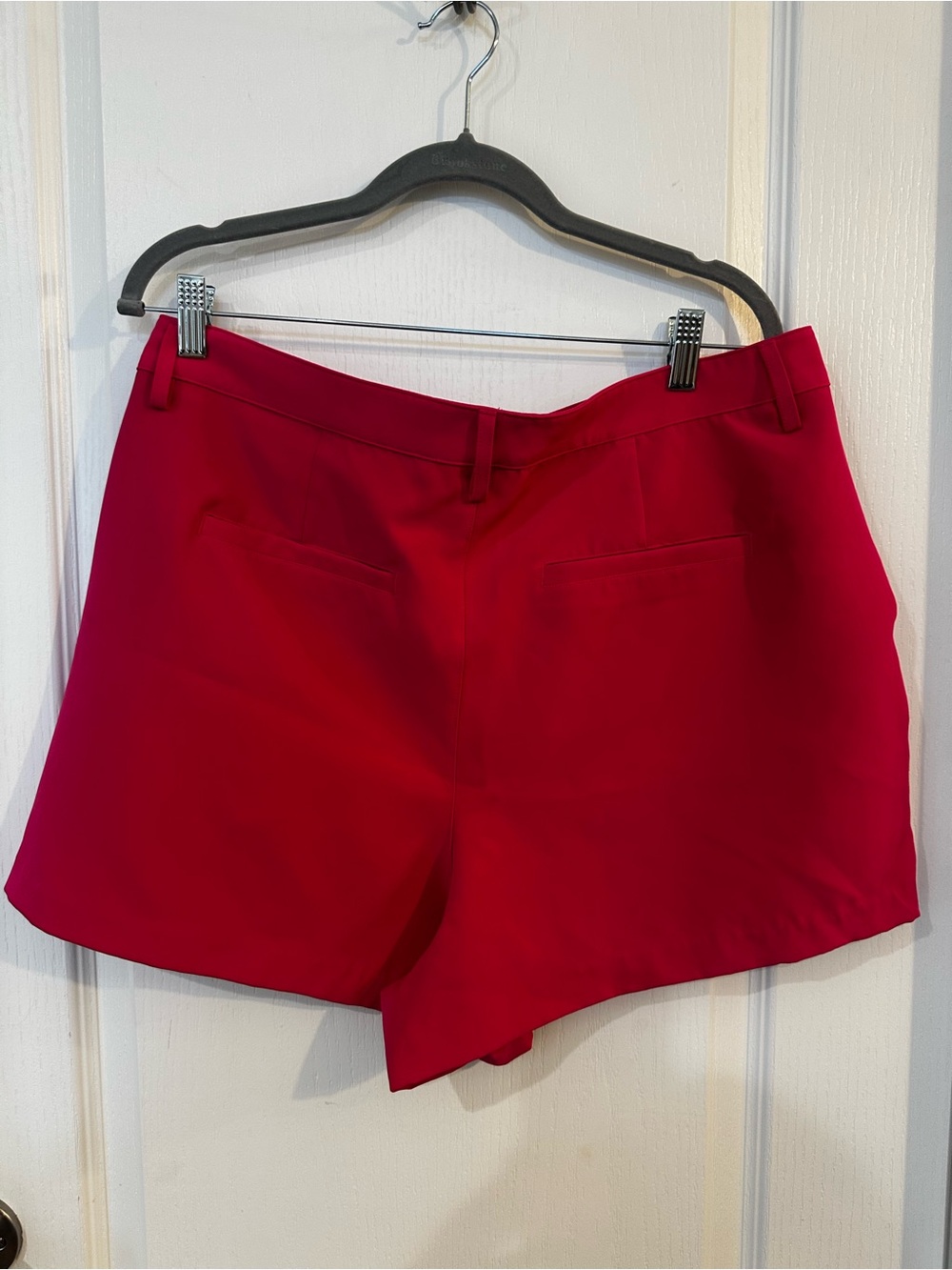 High-Rise Tailored Women's Red Bermuda Shorts - Picture 2 of 5